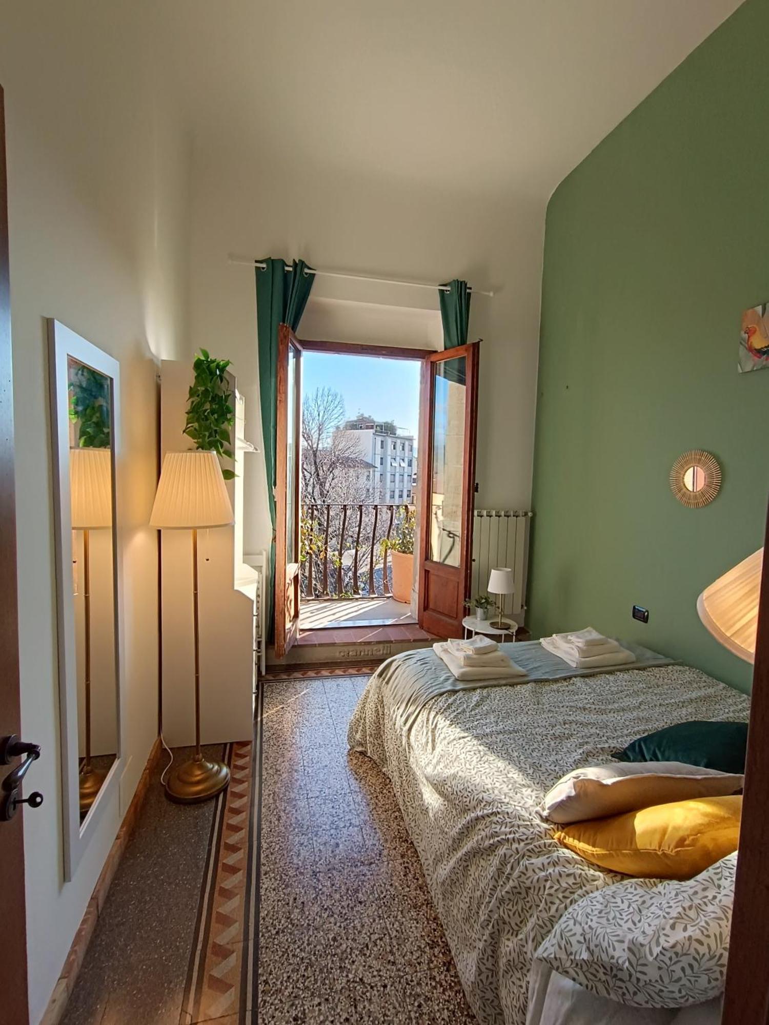 Florence Castle Apartment 2 Bedrooms, 2 Bathrooms Екстер'єр фото