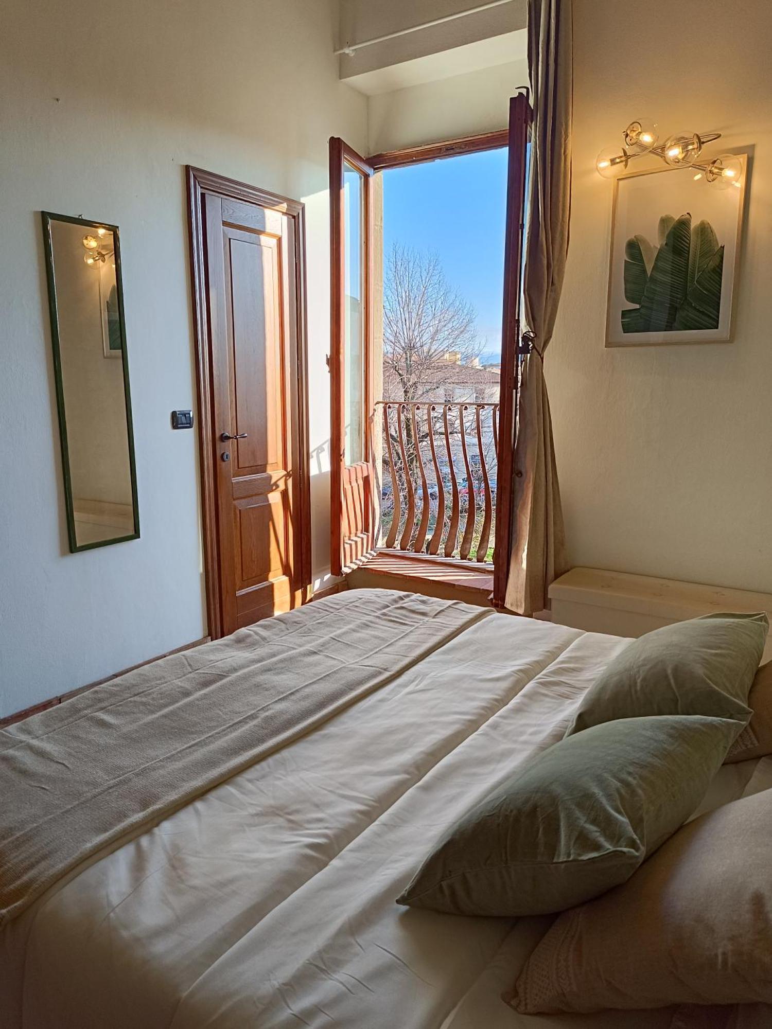 Florence Castle Apartment 2 Bedrooms, 2 Bathrooms Екстер'єр фото